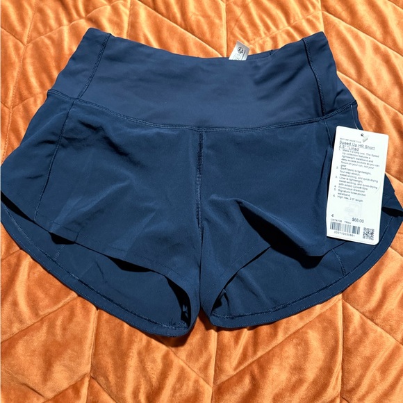 lululemon athletica Women's Deep Blue Athletic Shorts - Picture 3 of 4